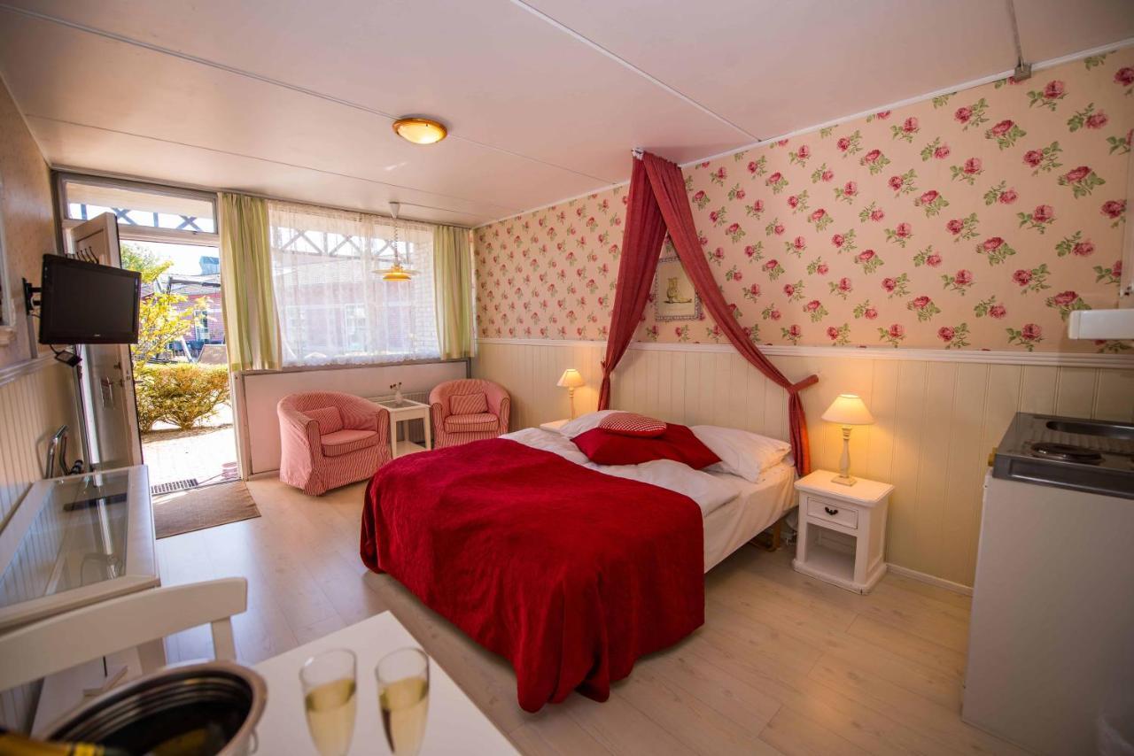 Hotel Kommandorgarden Рёмё-Киркебю Экстерьер фото