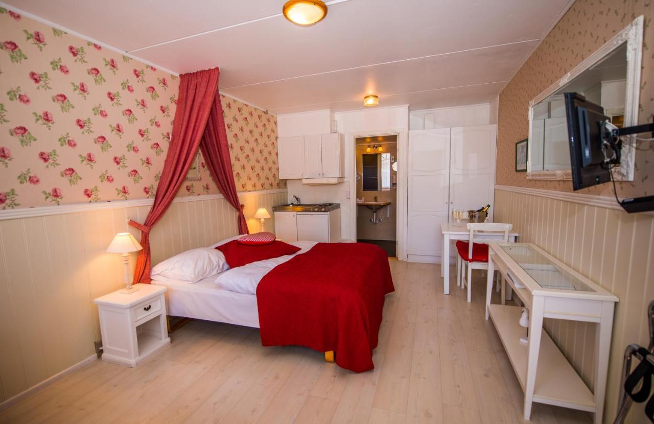 Hotel Kommandorgarden Рёмё-Киркебю Экстерьер фото